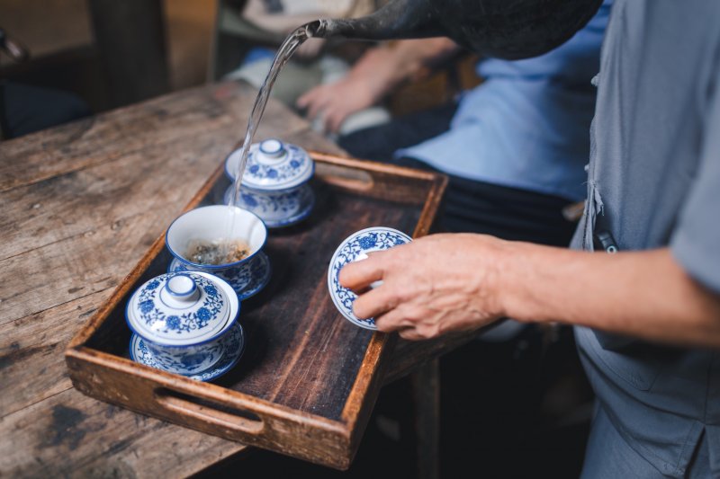 裝修即營銷：網(wǎng)紅茶樓打卡墻的流量制造公式